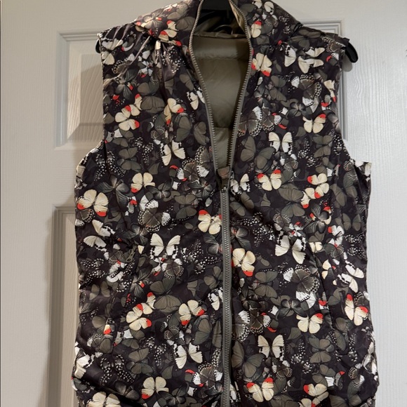 lululemon athletica Reversible Butterfly Puffer Vest - Picture 3 of 11